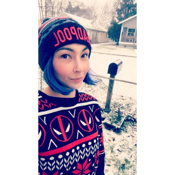 I'm Ali. I have way too many clothes. - Picture 5 of 8